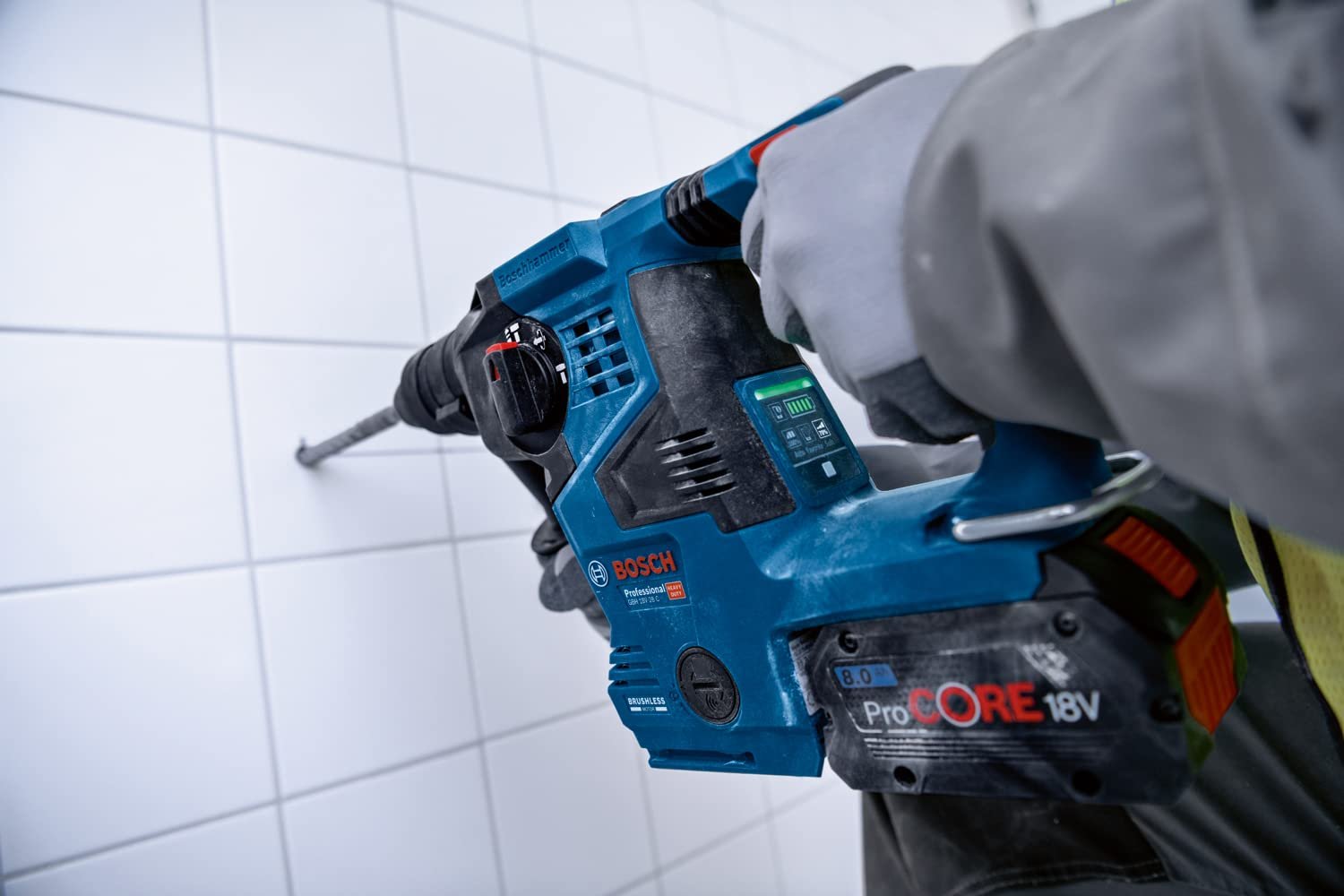 Bosch PRO 18V System Akku Bohrhammer GBH 18V-28 C (inkl. Zusatzhandgriff, Fetttube, Einlage, L-BOXX, ohne Akku/Ladegerät) - Image 2