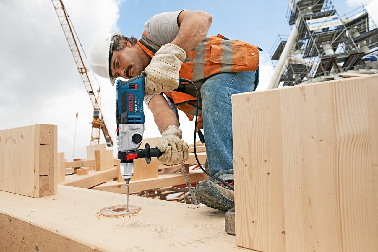 Bosch Professional Schlagbohrmaschine GSB 21-2 RCT (Bohr-Ø in Beton: 13-22 mm, 1300 Watt, inkl. Schnellspannbohrfutter 13mm, Tiefenanschlag 210mm, Zusatzhandgriff, Handwerkoffer) - Image 2