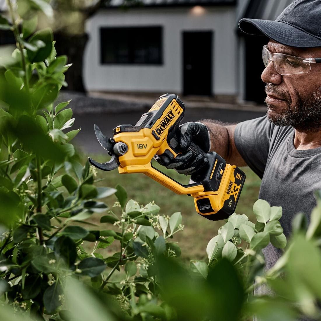 DeWalt DCMPP568P1 18v XR Akku 38mm Pruner inkl. 1x 5.0Ah Akku – Bild 4