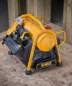 DeWalt DPC6MRC-GB 230v 1.5Hp Mini Roll Cage Luftkompressor 6 Litre - Image 4