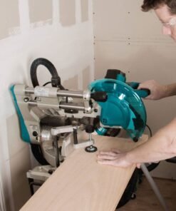 Makita LS1019L 260mm 10″ beidseitig neigbare Zug-Kapp- und Gehrungs Gehrungssäge mit Laser – Bild 5
